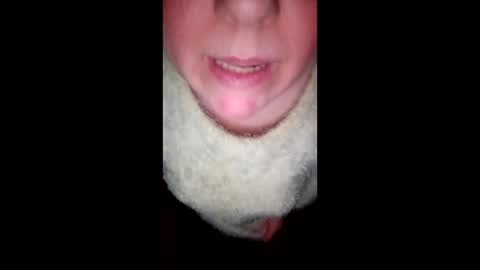 Snapshot of webgirl2 chatting on December 14, 7:25 pm Marina online show from December 14, 7:25 pm