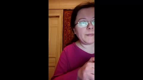 Snapshot of webgirl2 chatting on March 4, 10:38 pm Marina online show from March 4, 10:38 pm