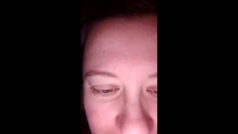 Snapshot of webgirl2 chatting on March 8, 1:06 am Marina online show from March 8, 1:06 am