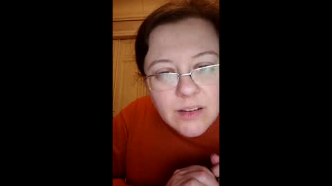 Snapshot of webgirl2 chatting on March 12, 11:01 pm Marina online show from March 12, 11:01 pm