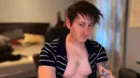 webslingxxxx online show from April 14, 10:49 pm