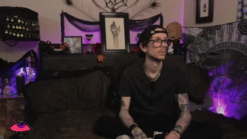 WebzKordz online show from April 8, 4:45 am