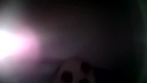 Snapshot of weci77 chatting on December 23, 12:52 am weci77 online show from December 23, 12:52 am