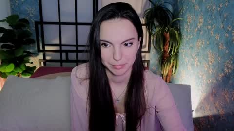 wednesday_evans online show from April 9, 5:29 am