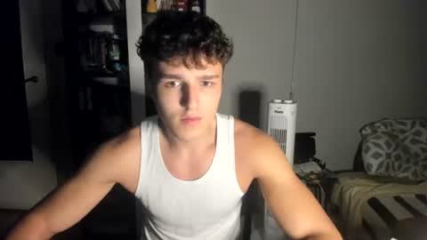 Snapshot of wee_willy_winky chatting on July 12, 12:23 am wee_willy_winky online show from July 12, 12:23 am