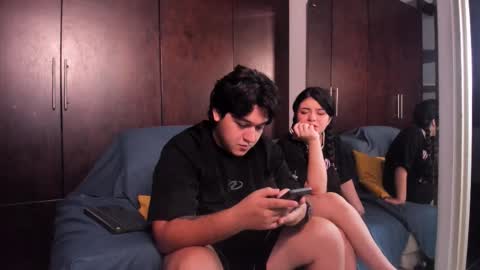 EMILY  ANDREW online show from March 1, 4:25 am