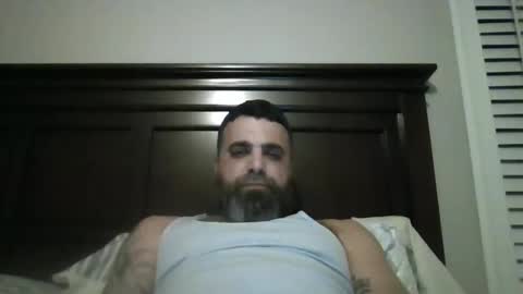 Snapshot of weezy210 chatting on December 22, 11:20 pm Weezy online show from December 22, 11:20 pm