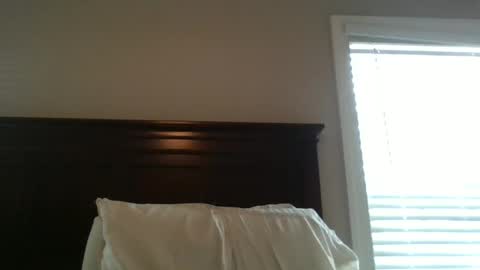 Snapshot of weezy210 chatting on March 9, 8:31 pm Weezy online show from March 9, 8:31 pm