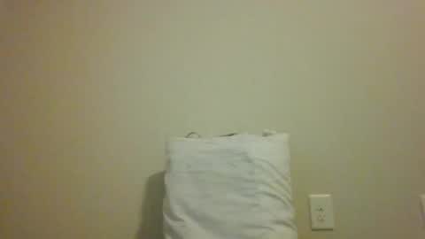 Snapshot of weezy210 chatting on October 12, 10:20 pm Weezy online show from October 12, 10:20 pm