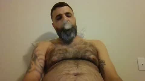 Snapshot of weezy210 chatting on October 14, 1:17 am Weezy online show from October 14, 1:17 am