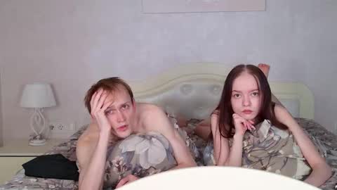 WeksaMur online show from February 22, 7:01 pm