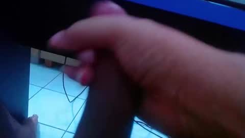 wellingtont online show from February 3, 8:30 am