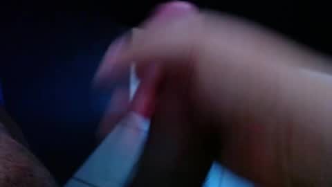 wellingtont online show from April 1, 5:52 am