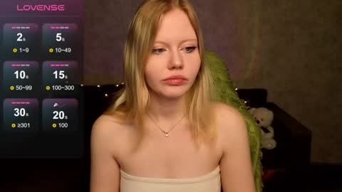 Wendy online show from October 14, 1:17 am