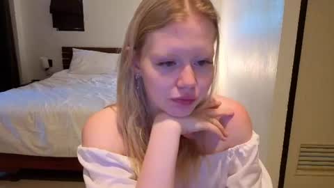 Wendy online show from June 20, 3:20 am