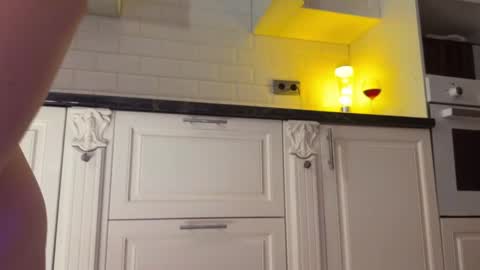 Snapshot of wendy_amber chatting on January 5, 8:21 pm Daisy online show from January 5, 8:21 pm