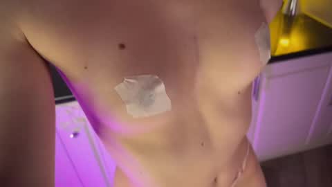 Snapshot of wendy_amber chatting on January 20, 9:53 pm Daisy online show from January 20, 9:53 pm