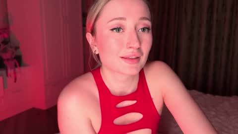 Snapshot of wendy_amber chatting on January 30, 5:39 pm Daisy online show from January 30, 5:39 pm