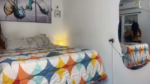 Wendy Alex online show from March 17, 1:32 am