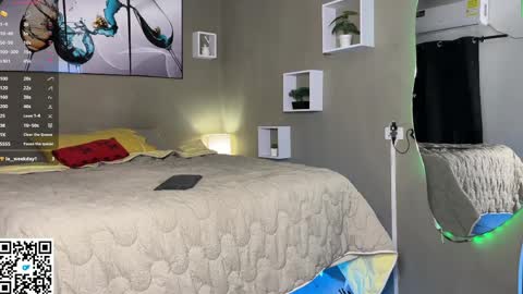 Wendy Alex online show from April 17, 12:35 am