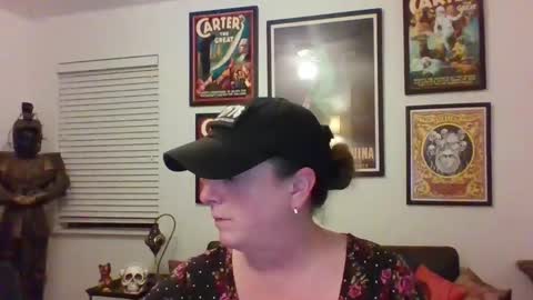 Snapshot of wendycu chatting on April 22, 6:49 am WendyCU online show from April 22, 6:49 am