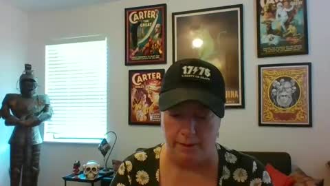 Snapshot of wendycu chatting on May 11, 9:45 pm WendyCU online show from May 11, 9:45 pm