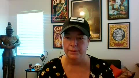 Snapshot of wendycu chatting on June 22, 8:39 pm WendyCU online show from June 22, 8:39 pm