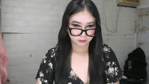 Snapshot of weremeanttobe chatting on October 8, 11:19 am andrew online show from October 8, 11:19 am