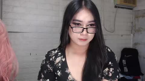 Snapshot of weremeanttobe chatting on October 10, 6:56 am andrew online show from October 10, 6:56 am