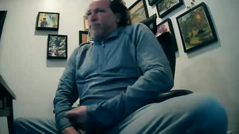 weseeyouwatching online show from January 8, 5:26 pm