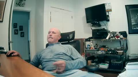 weseeyouwatching online show from September 15, 4:51 pm