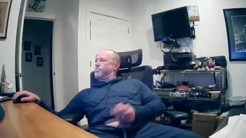 weseeyouwatching online show from October 21, 4:35 am