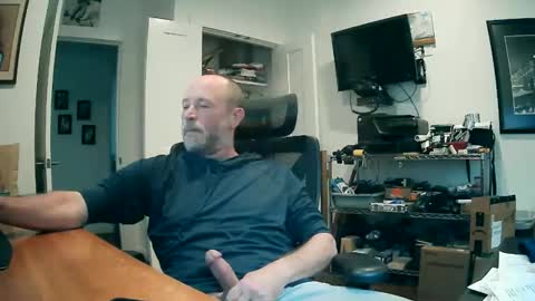 weseeyouwatching online show from December 3, 7:23 pm