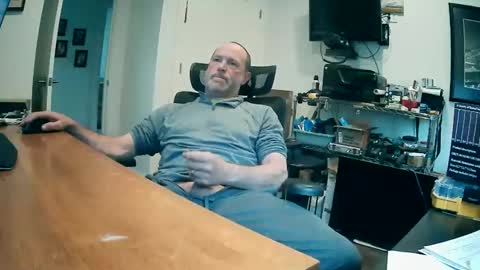 weseeyouwatching online show from April 2, 5:54 pm