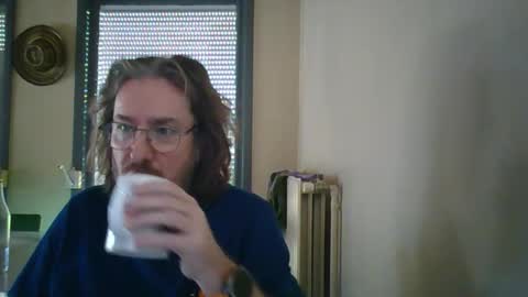 wesh wesh online show from February 25, 8:24 am