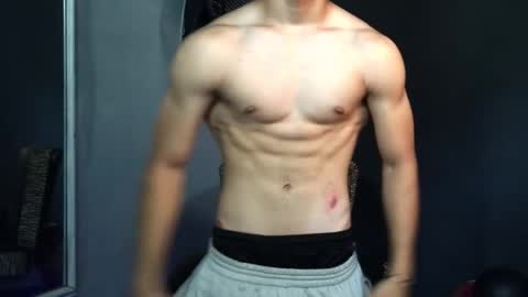 wesley_77 online show from March 4, 9:10 pm