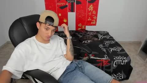 Wesley Boy online show from April 13, 8:14 pm