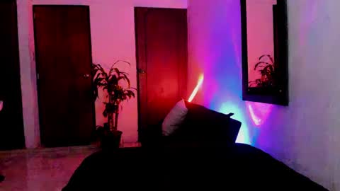 tatty online show from March 8, 2:12 am