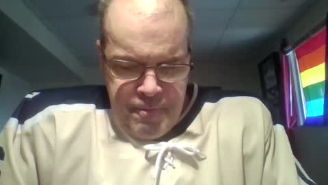 Snapshot of westcoasthockeyplayer chatting on January 6, 6:52 pm westcoasthockeyplayer online show from January 6, 6:52 pm