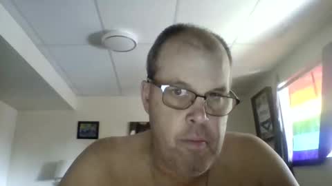 Snapshot of westcoasthockeyplayer chatting on April 19, 11:40 pm westcoasthockeyplayer online show from April 19, 11:40 pm