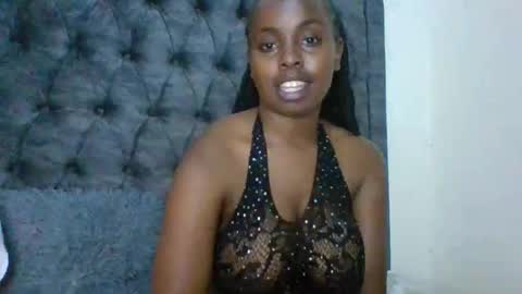 Snapshot of wet_coco chatting on May 5, 6:38 pm wet_coco online show from May 5, 6:38 pm