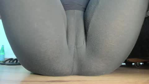 Snapshot of wet_pants2022 chatting on May 20, 11:38 am wet_pants2022 online show from May 20, 11:38 am