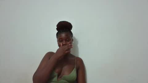 wet_pussieyy online show from March 4, 11:55 pm