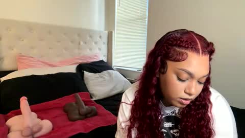 SheSquirts online show from December 13, 9:42 pm