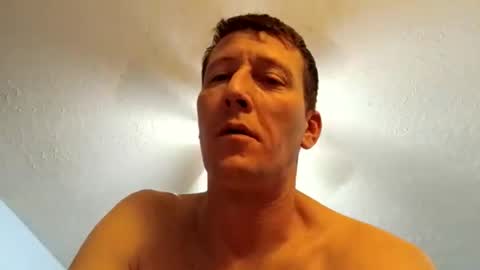 Snapshot of wetduck77777 chatting on March 18, 6:49 am wetduck77777 online show from March 18, 6:49 am