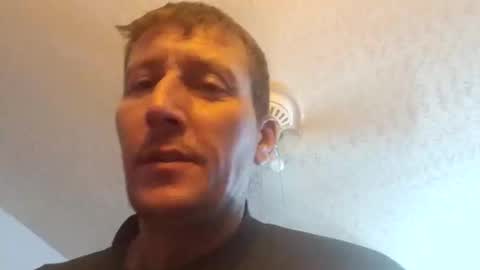 Snapshot of wetduck77777 chatting on May 7, 6:19 am wetduck77777 online show from May 7, 6:19 am