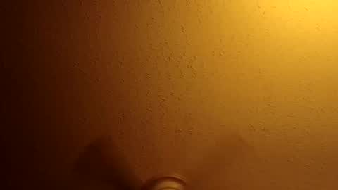 Snapshot of wetduck77777 chatting on May 27, 8:22 am wetduck77777 online show from May 27, 8:22 am