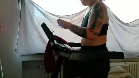 Wetgerman online show from December 18, 11:49 am