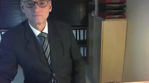 Franz online show from March 30, 2:29 pm