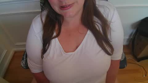Snapshot of wetwordsonly chatting on July 16, 4:13 pm WetWordsOnly online show from July 16, 4:13 pm